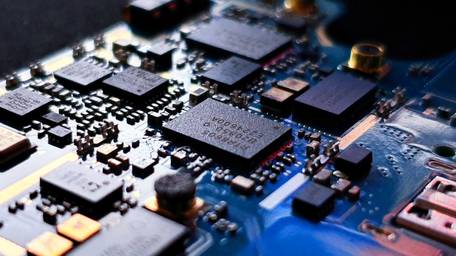 Breaking Down the Latest Smartphone Features